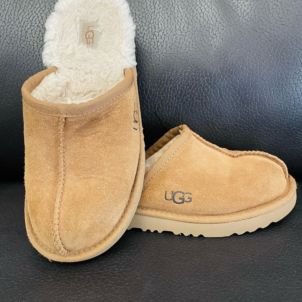 UGG Kids Tan Slippers